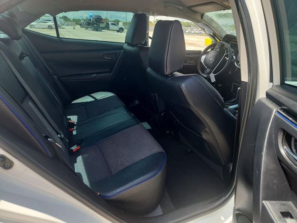 2017 TOYOTA COROLLA
