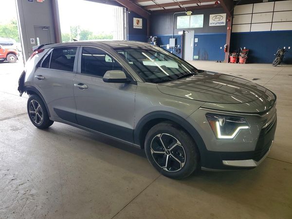2026 KIA NIRO LX