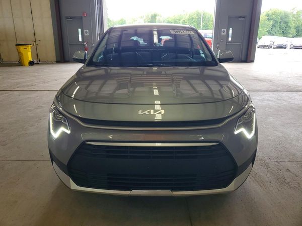 2026 KIA NIRO LX