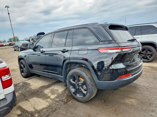 2024 JEEP GRAND CHEROKEE