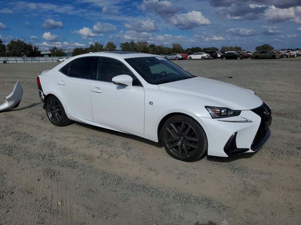 2019 LEXUS IS 300 — Passenger 3/4