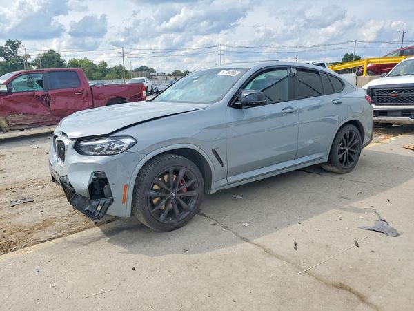 2022 BMW X4 M40i — Front 3/4