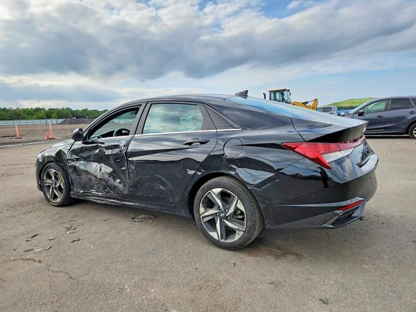 2022 HYUNDAI ELANTRA