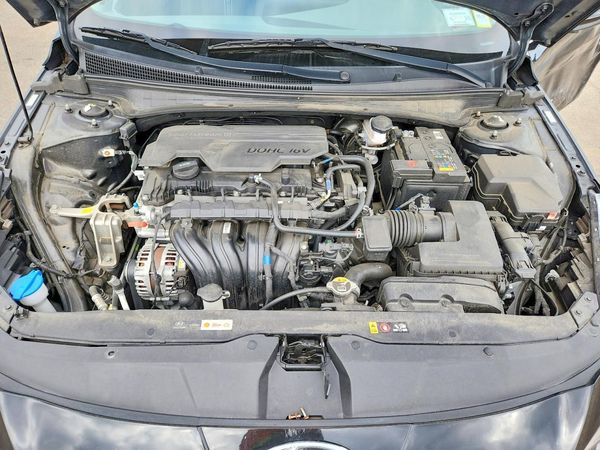 2022 HYUNDAI ELANTRA