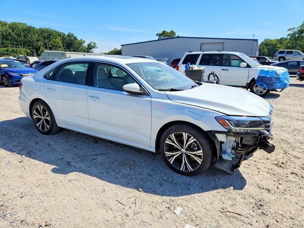 2021 VOLKSWAGEN PASSAT SE