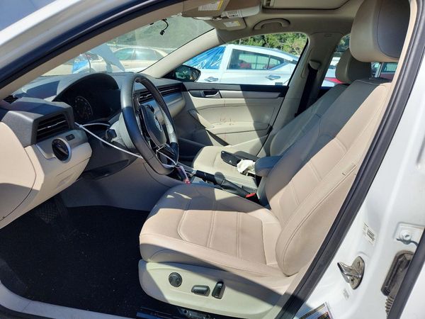 2021 VOLKSWAGEN PASSAT SE