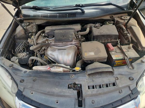 2016 TOYOTA CAMRY