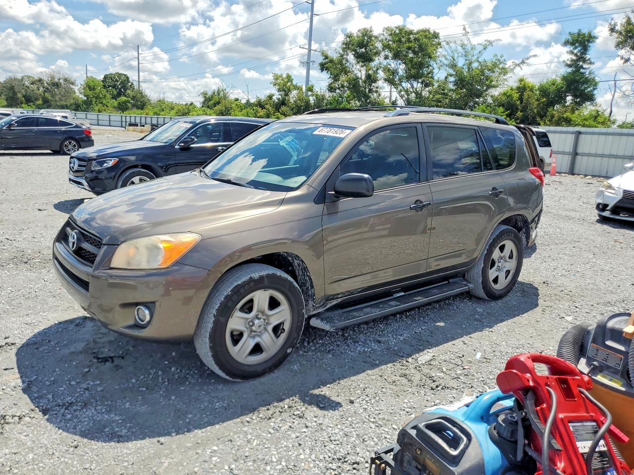 2012 TOYOTA RAV4 BASE Standard — Front 3/4