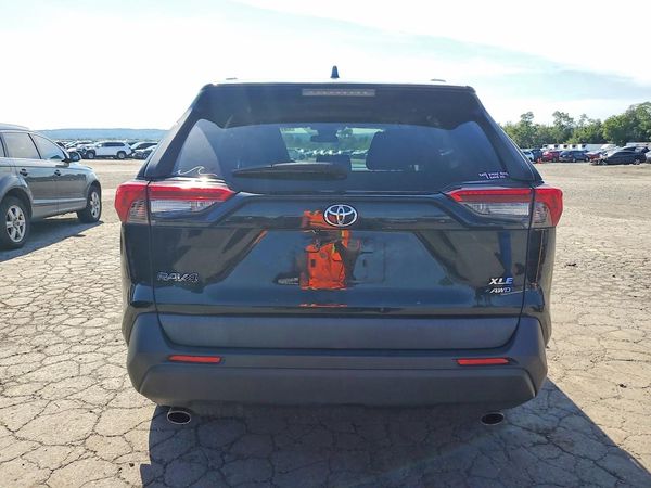 2019 TOYOTA RAV4 XLE / XLE Premium 4WD