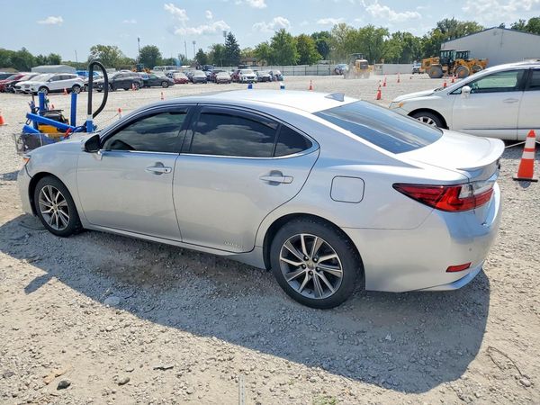 2017 LEXUS ES 300h