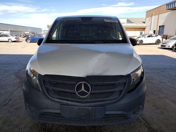 2020 MERCEDES-BENZ METRIS