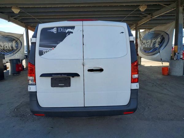 2020 MERCEDES-BENZ METRIS