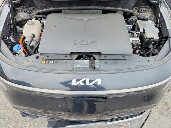 2023 KIA NIRO