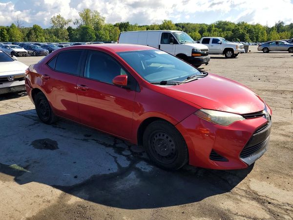2018 TOYOTA COROLLA
