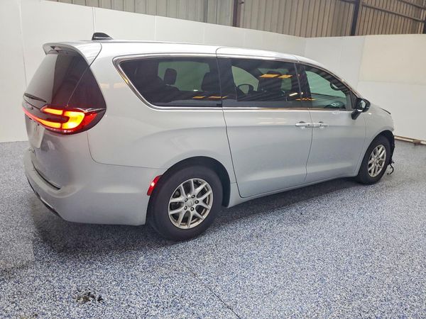 2026 CHRYSLER PACIFICA Select — PSRA