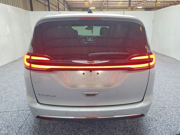 2026 CHRYSLER PACIFICA Select — DIRR