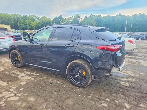 2021 ALFA ROMEO STELVIO