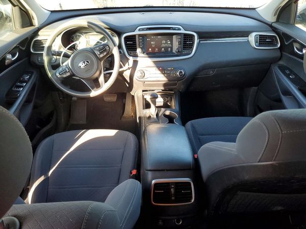 2018 KIA SORENTO L, LX