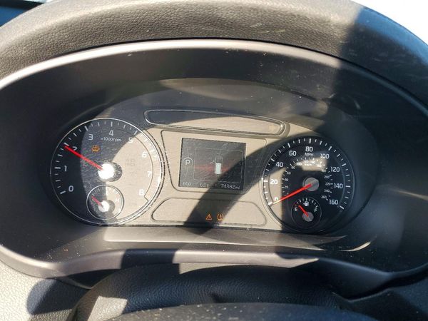 2018 KIA SORENTO L, LX
