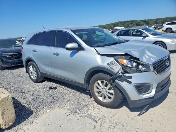 2016 KIA SORENTO L / LX