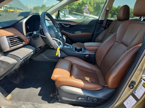 2022 SUBARU OUTBACK Touring