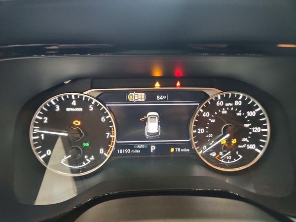 2026 NISSAN PATHFINDER SV
