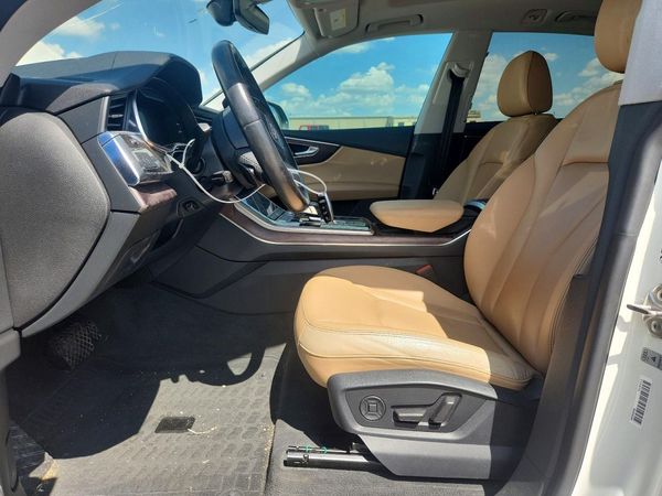 2019 AUDI Q8 Premium