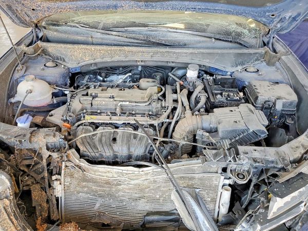 2023 HYUNDAI TUCSON — Engine bay