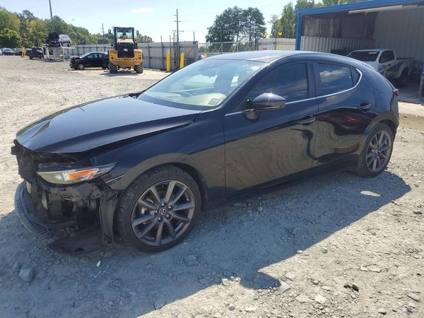 2020 MAZDA 3
