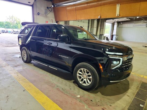 2026 CHEVROLET SUBURBAN LT