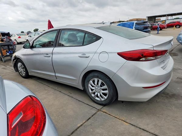 2017 HYUNDAI ELANTRA SE Base