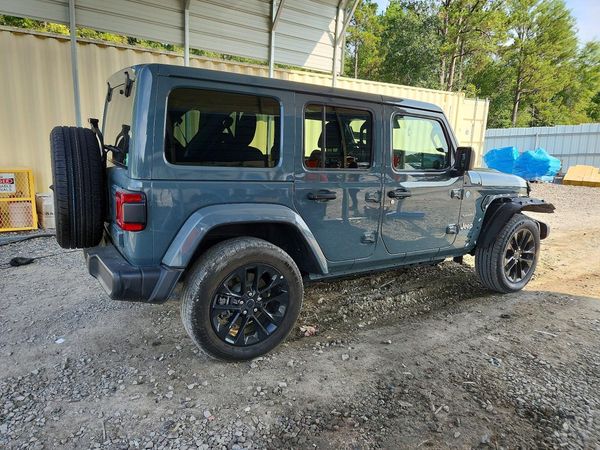 2024 JEEP WRANGLER Sahara 4XE
