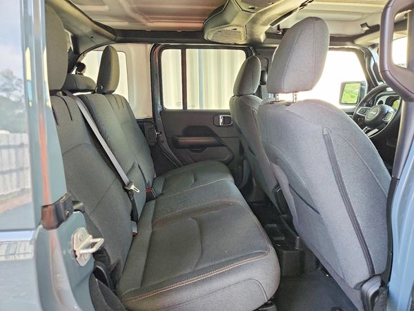 2024 JEEP WRANGLER Sahara 4XE