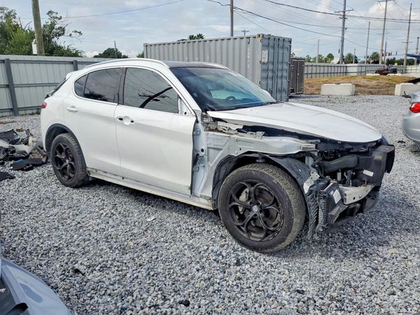 2019 ALFA ROMEO STELVIO