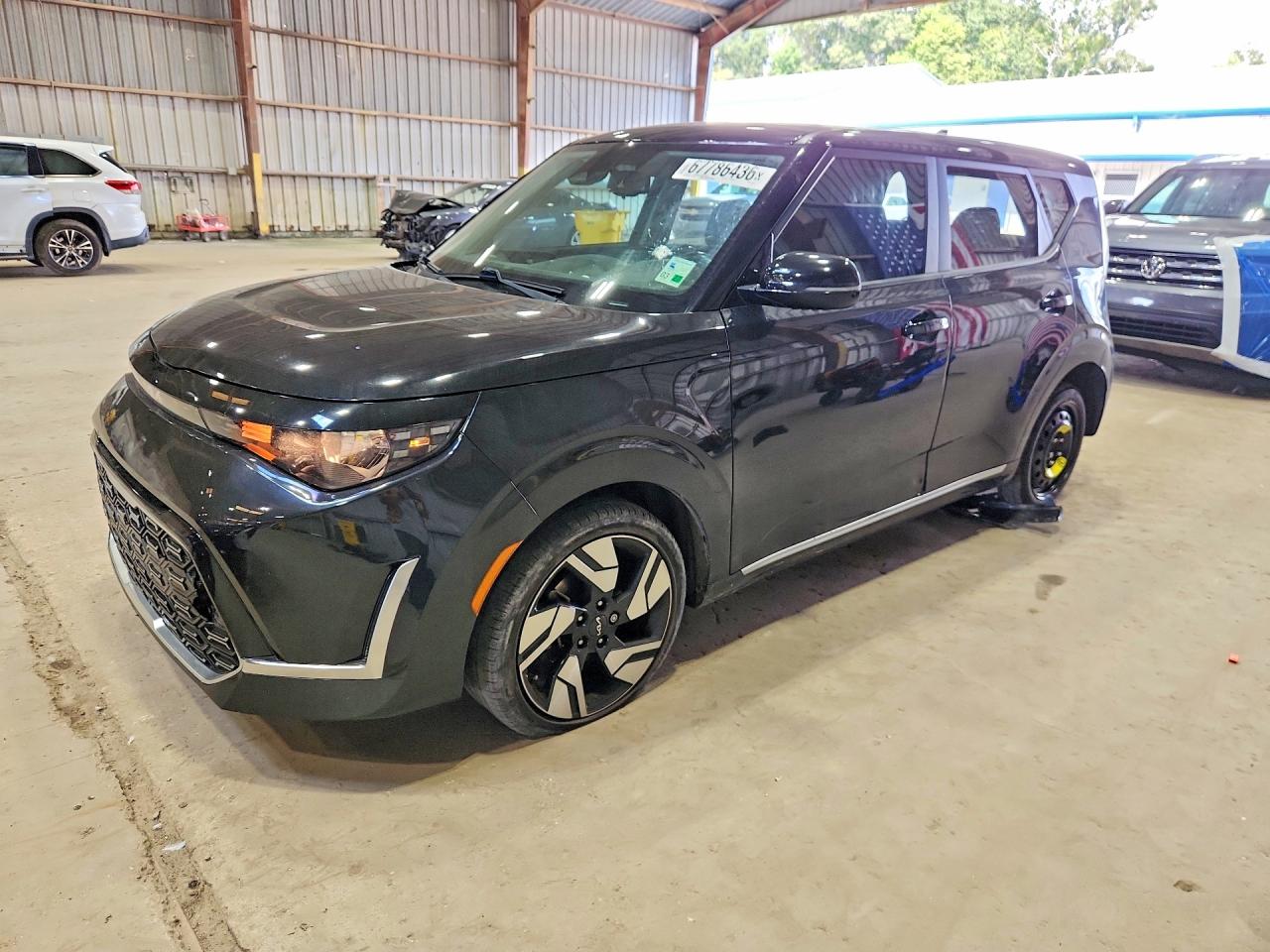 2023 KIA SOUL GT Line — Front 3/4