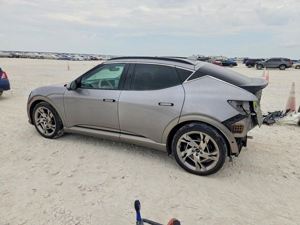 2024 GENESIS GV60