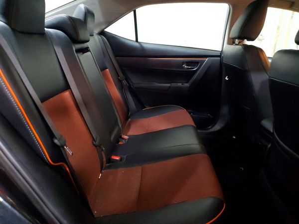 2017 TOYOTA COROLLA
