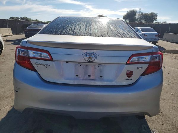 2014 TOYOTA CAMRY