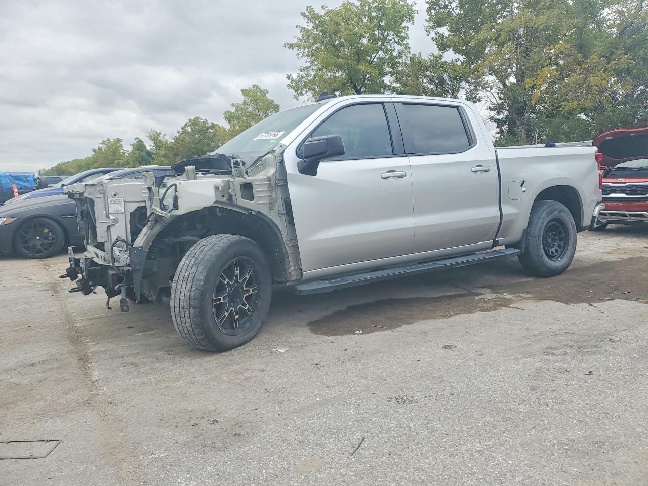 2019 CHEVROLET SILVERADO RST — Front 3/4