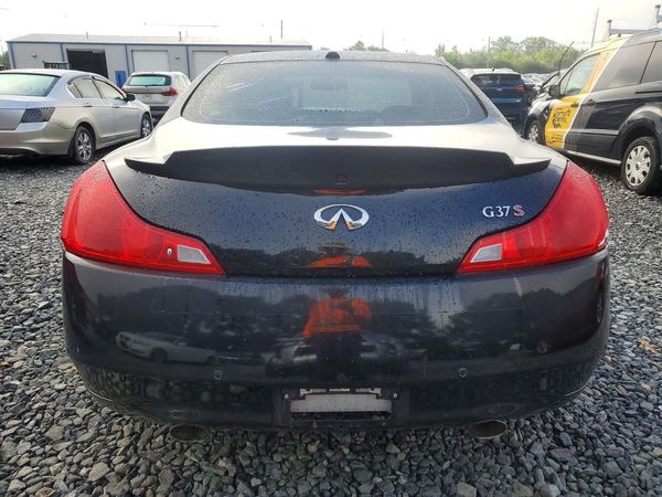 2013 INFINITI G37
