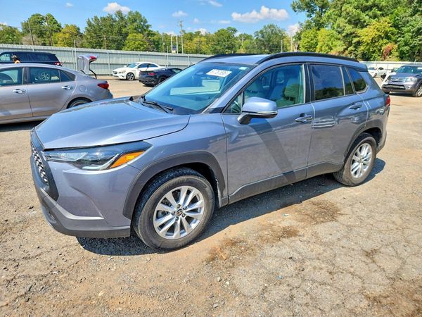 2023 TOYOTA COROLLA CROSS LE
