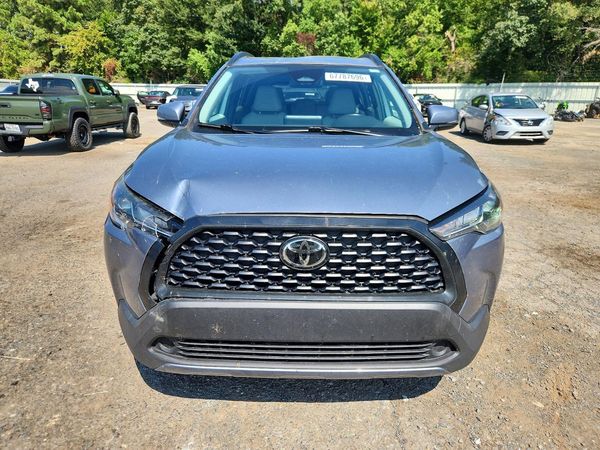 2023 TOYOTA COROLLA CROSS LE
