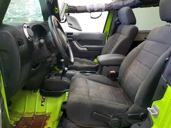 2012 JEEP WRANGLER Sahara — DENT