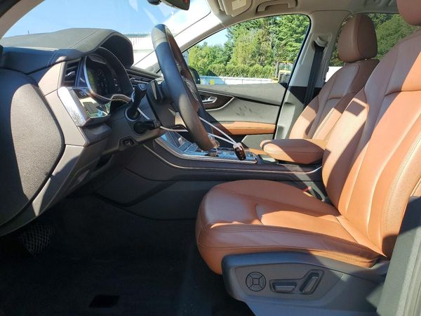 2023 AUDI Q7
