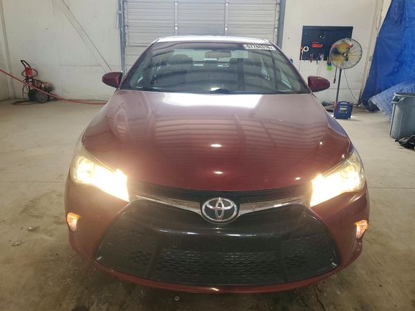 2016 TOYOTA CAMRY
