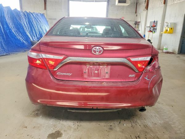 2016 TOYOTA CAMRY