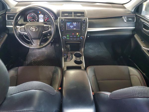 2016 TOYOTA CAMRY