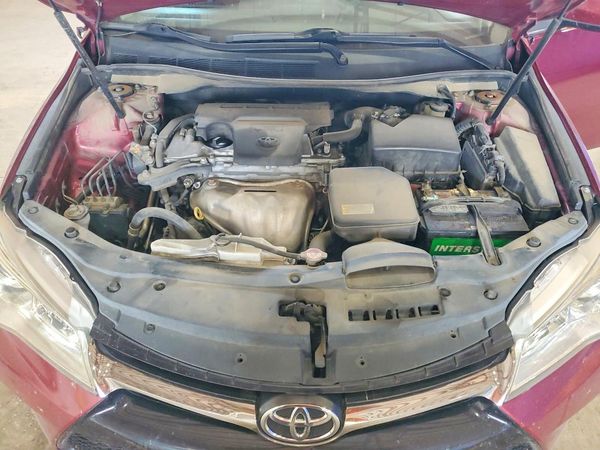 2016 TOYOTA CAMRY