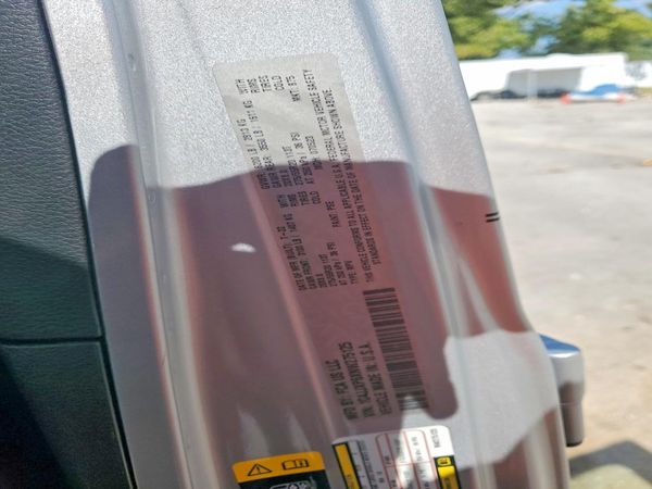 2022 JEEP WRANGLER UNLIMITED Unlimited Sahara 4XE — VINS