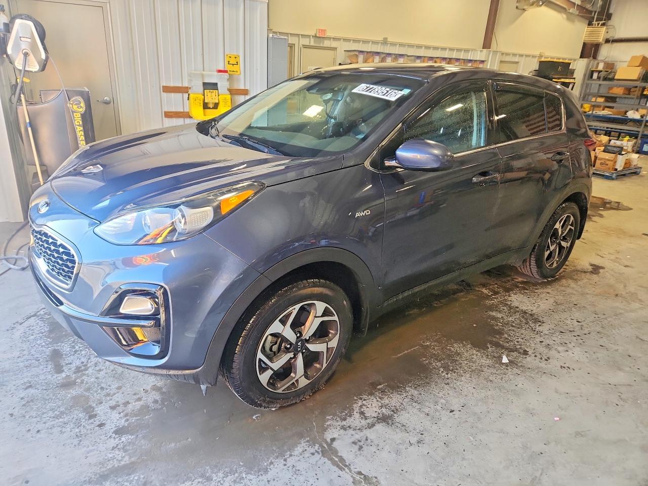 2020 KIA SPORTAGE LX — Front 3/4